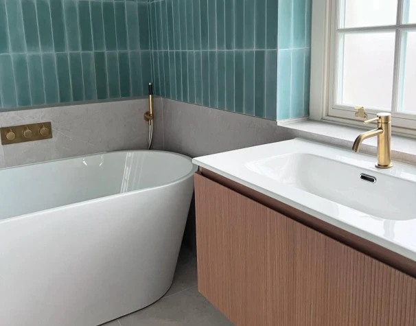 modern-tiled-bathroom-suite-green-tiles Beautiful Garden and Patio Space